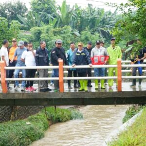 16dde130-4ad7-4675-8c39-2ae585ffc316